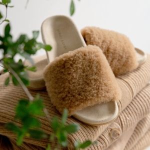 Jenni Kayne Shearling Slides size 38